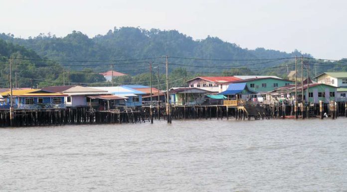 Kampong Ayer – Venice of the East